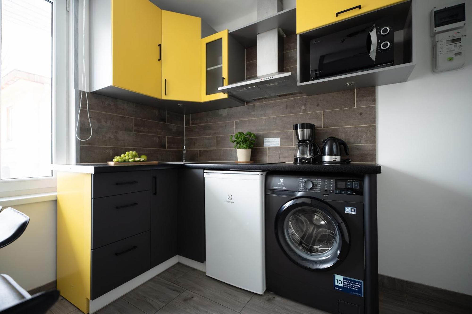 Green Garden & Private Parking Apartments With Playground Riga Exterior foto